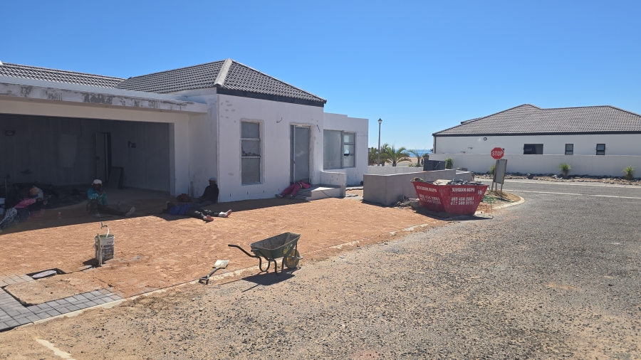 3 Bedroom Property for Sale in Sandy Point Western Cape